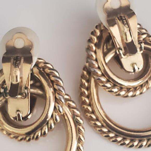 Vintage Givenchy Double Hoop Rope Earrings 1980's Gold Plated Clip On Signed - Picture 4 of 6